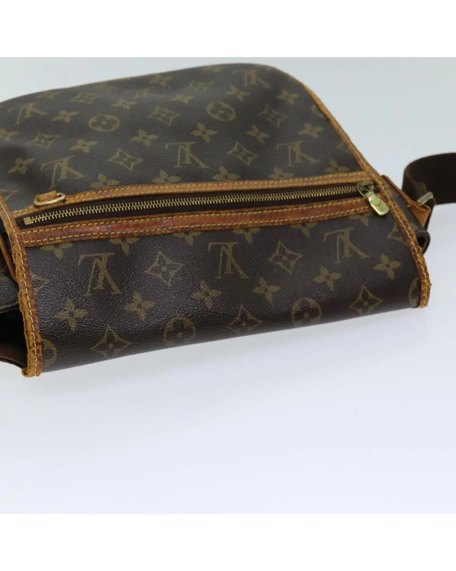 Monogram Canvas Shoulder Bag with Adjustable Strap - Pre-Owned LV Authenticated