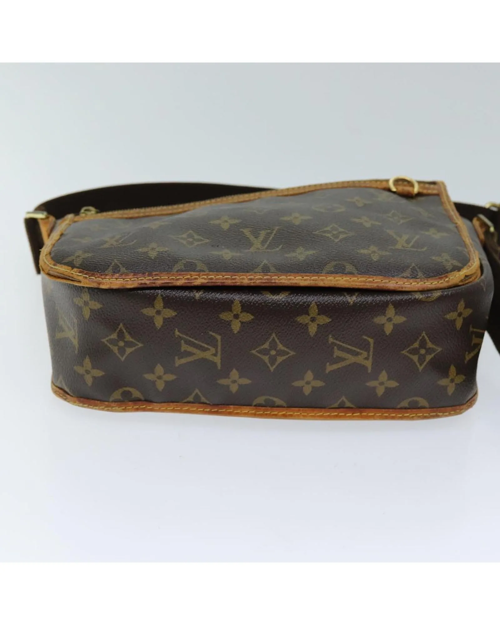 Monogram Canvas Shoulder Bag with Adjustable Strap - Pre-Owned LV Authenticated